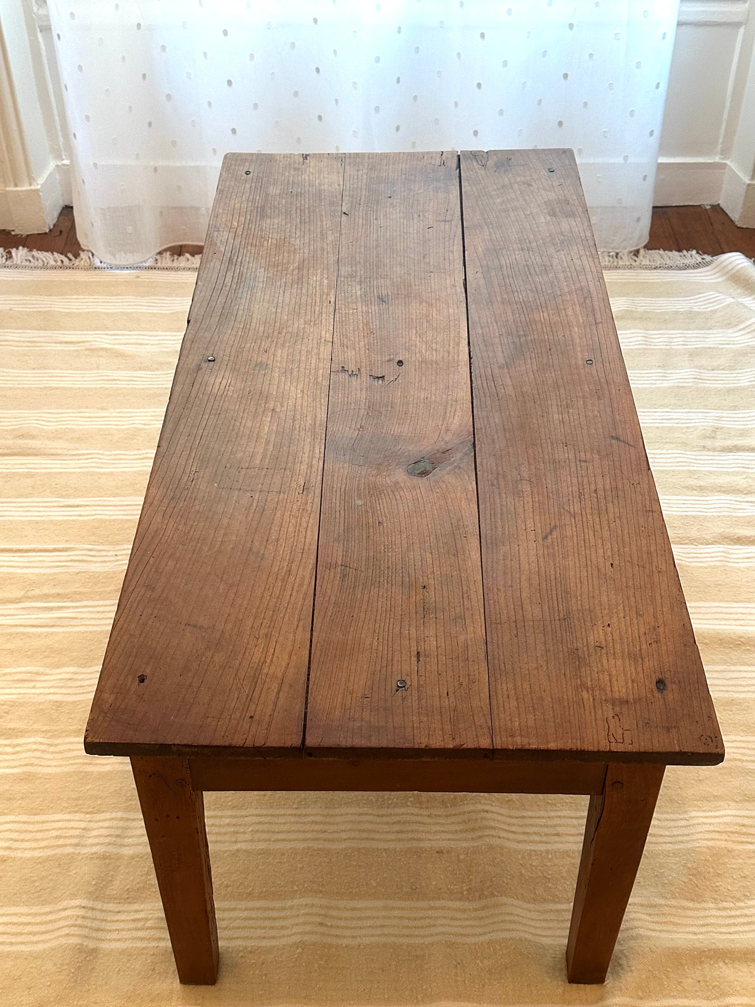 Table base en bois